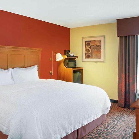 Hampton Inn Мерріллвілл Екстер'єр фото