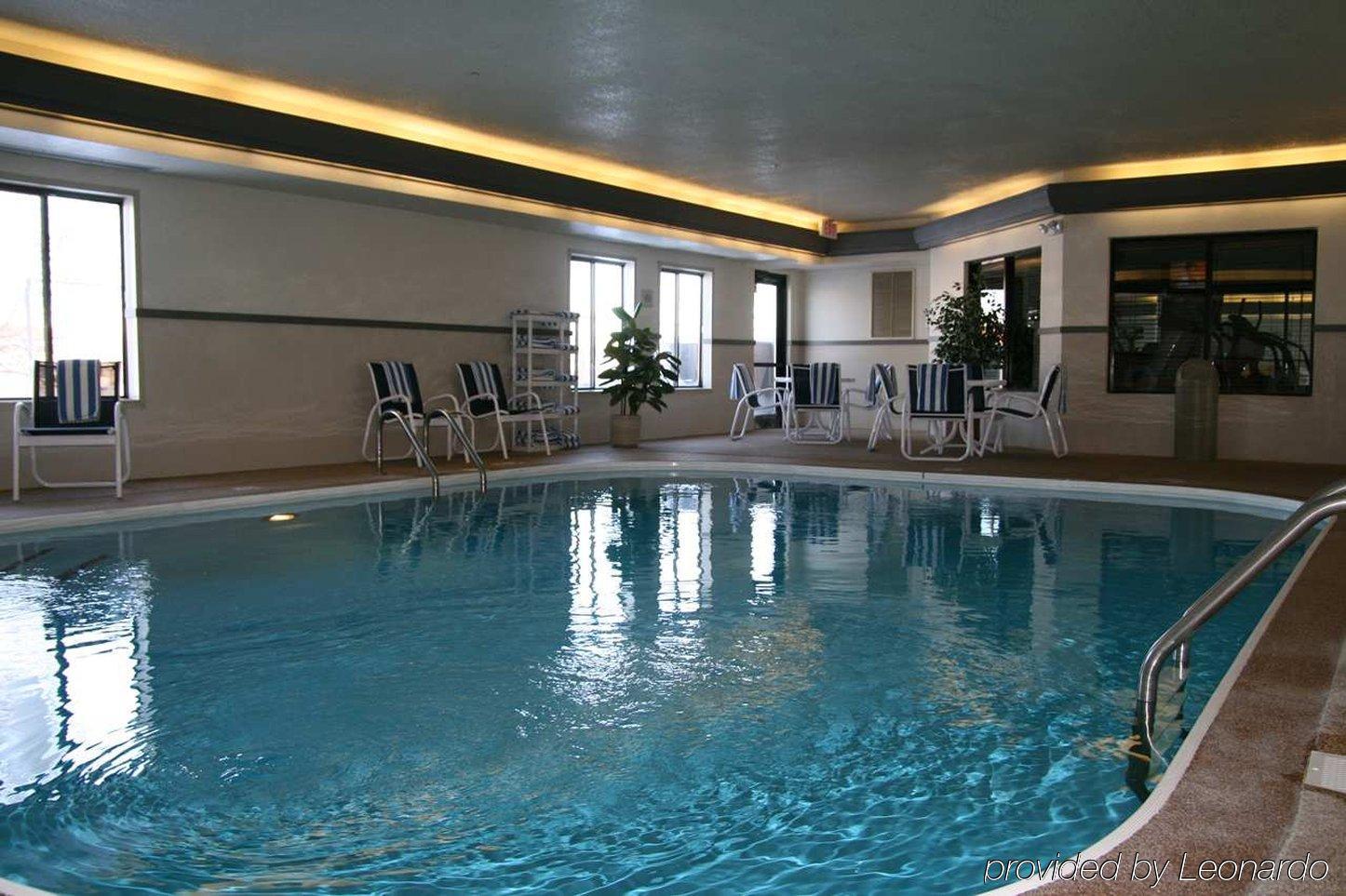 Hampton Inn Мерріллвілл Зручності фото