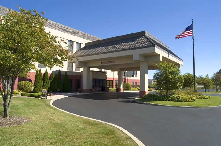 Hampton Inn Мерріллвілл Екстер'єр фото